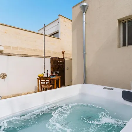Corte Cochlea Lu Sciardinu Tatil Evi Cannole