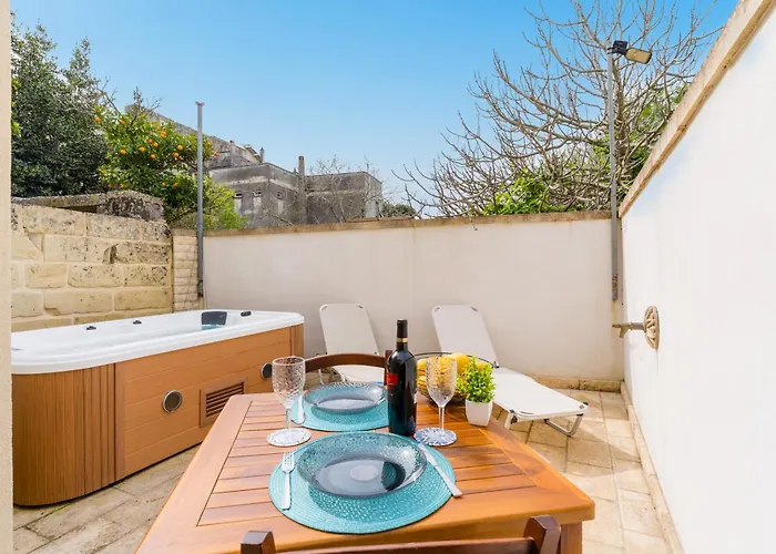 Corte Cochlea Lu Sciardinu * Cannole